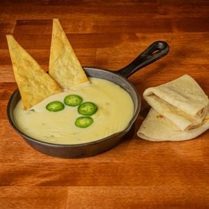 Queso Fundido
